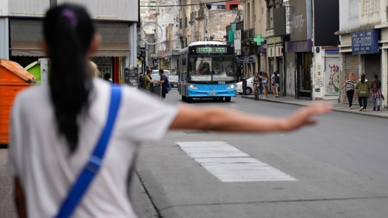 Rosario aún no confirmó si adherirá o no al paro de colectivos del próximo martes 6 de mayo.