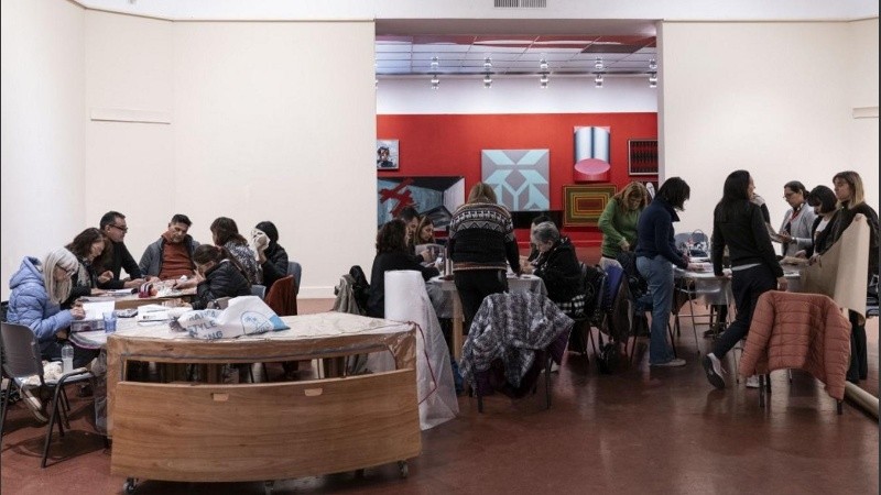 El programa Abiertos pone a disposición de manera gratuita las instalaciones de museos, bibliotecas y centros culturales municipales