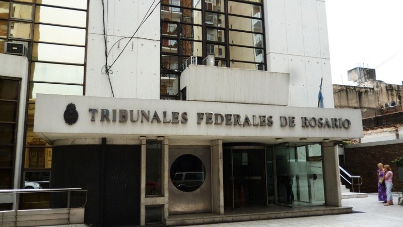Los Tribunales Federales de calle Entre Ríos al 400.